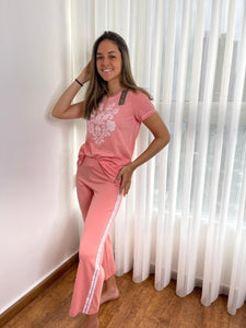 Jacinta Fernandez Conjunto Mal-Shi Coral